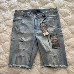 INDIGO FUSION *NWT* Destructed Bermuda Plus Jeans Size 14